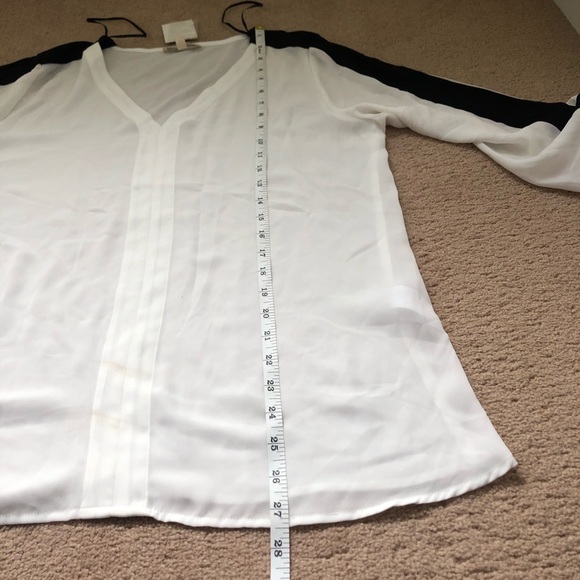 Pleione Roll Sleeve V-Neck Blouse NWT Size L - Picture 8 of 13